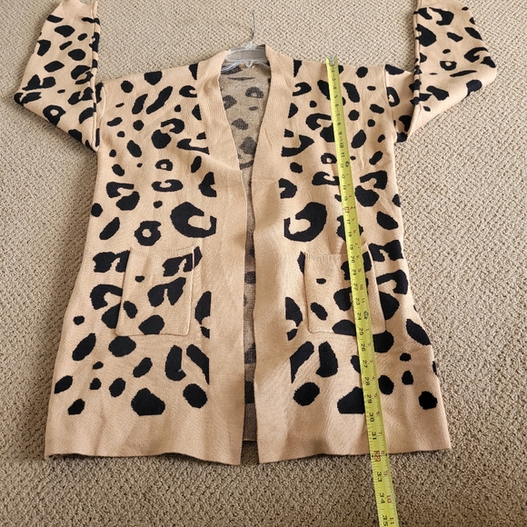Tan/Black Leopard Print Long Open Front Cardigan Sweater Size M/L - Picture 9 of 10
